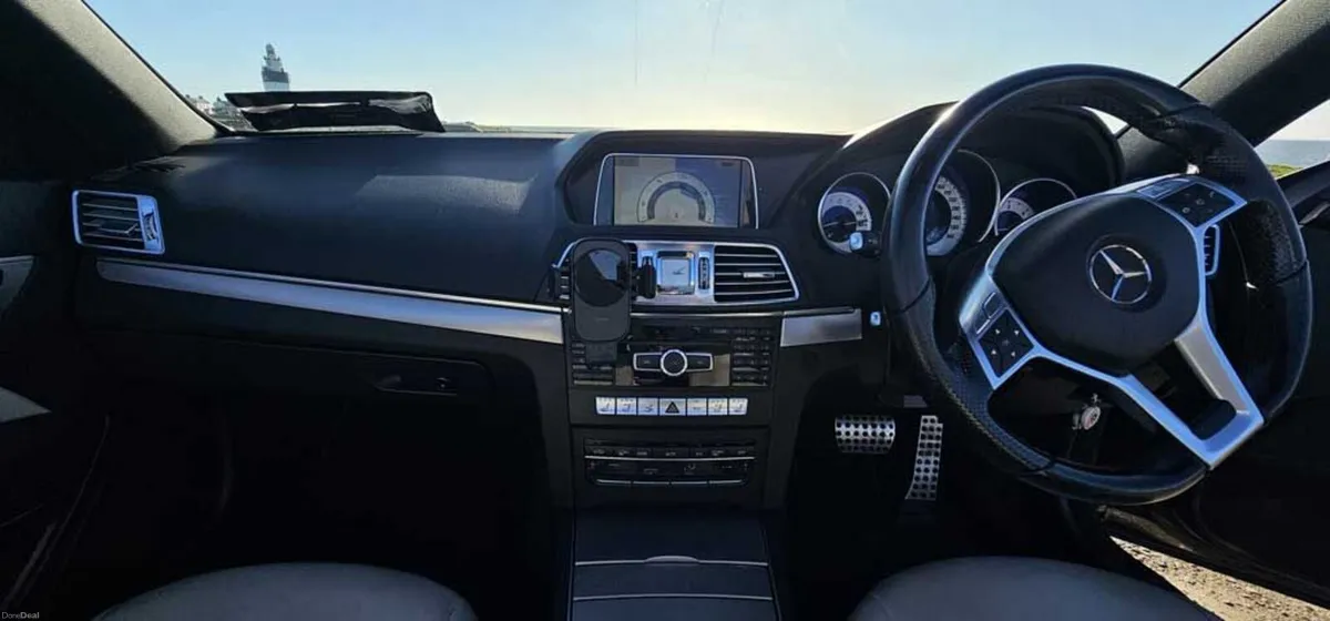 Mercedes-Benz E 250 - 2014 - Image 2