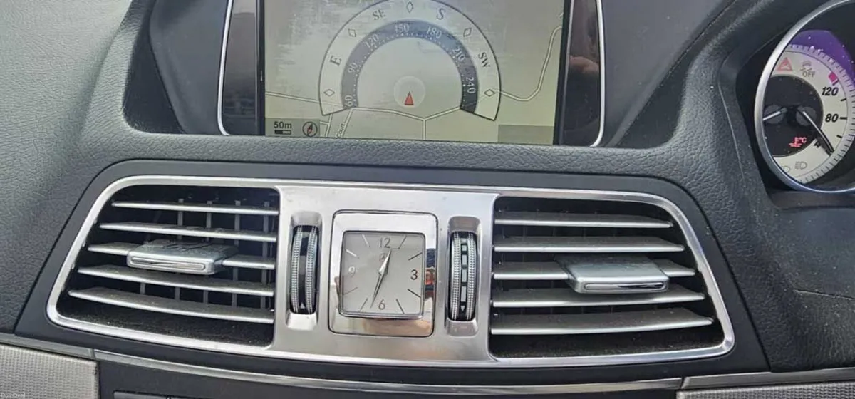 Mercedes-Benz E 250 - 2014 - Image 4