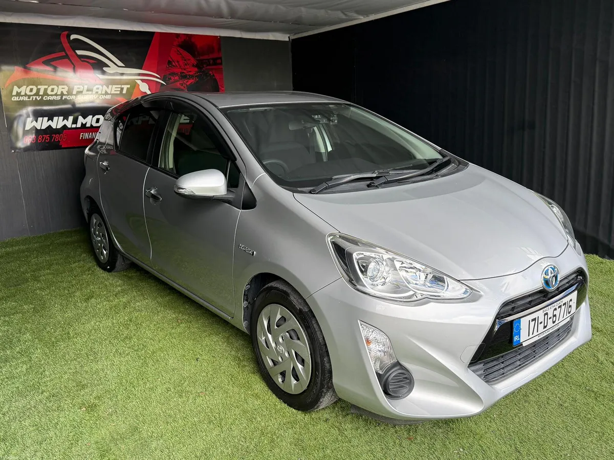 Toyota Aqua 2017 Automatic only 35kmiles!! - Image 2