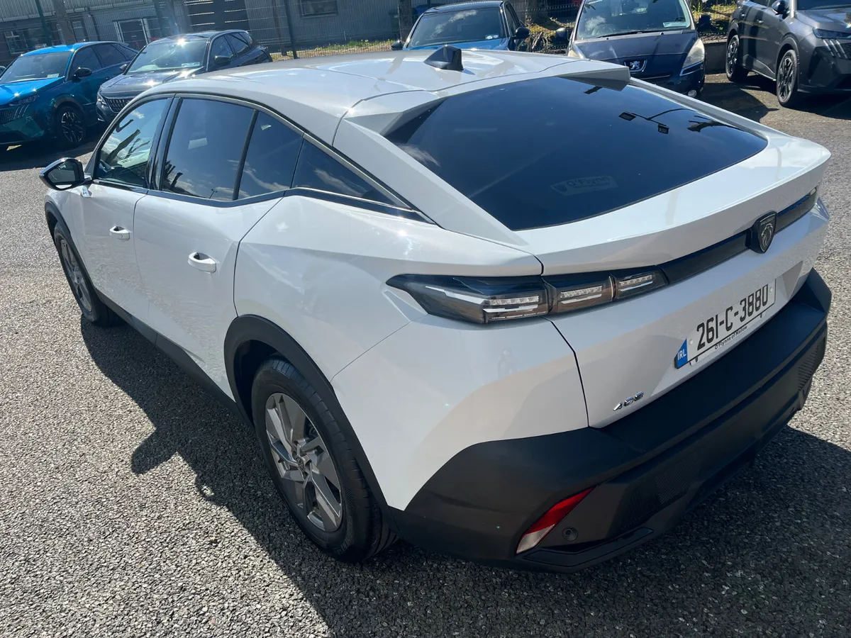 Peugeot 408 2026 - Image 4
