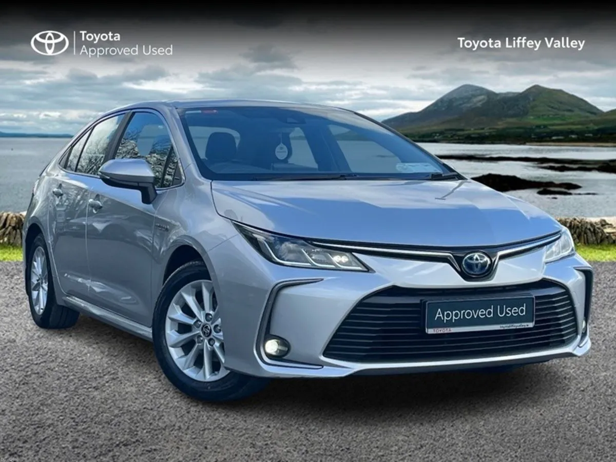 Toyota Corolla COROLLA LUNA HYBRID SALOON - Image 1