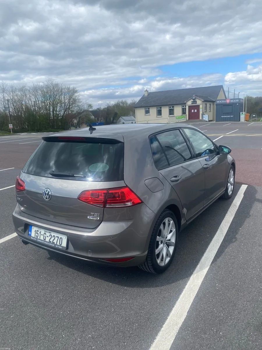Volkswagen Golf 2015 - Image 2