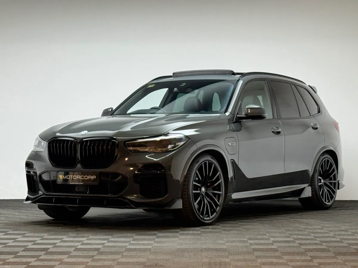BMW X5 45E M SPORT *HUGE SPEC* - Image 3