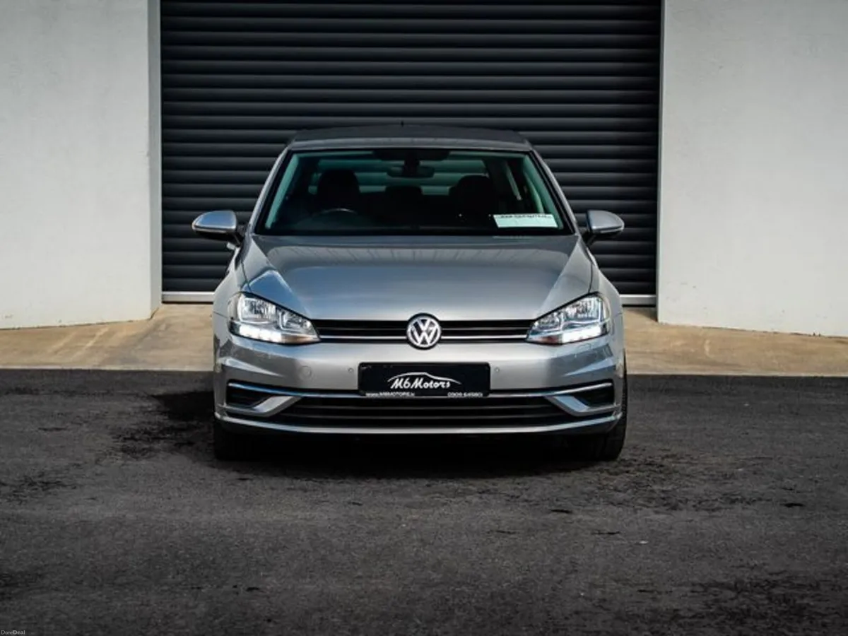 Volkswagen Golf SE NAVIGATION TDI DSG - Image 2