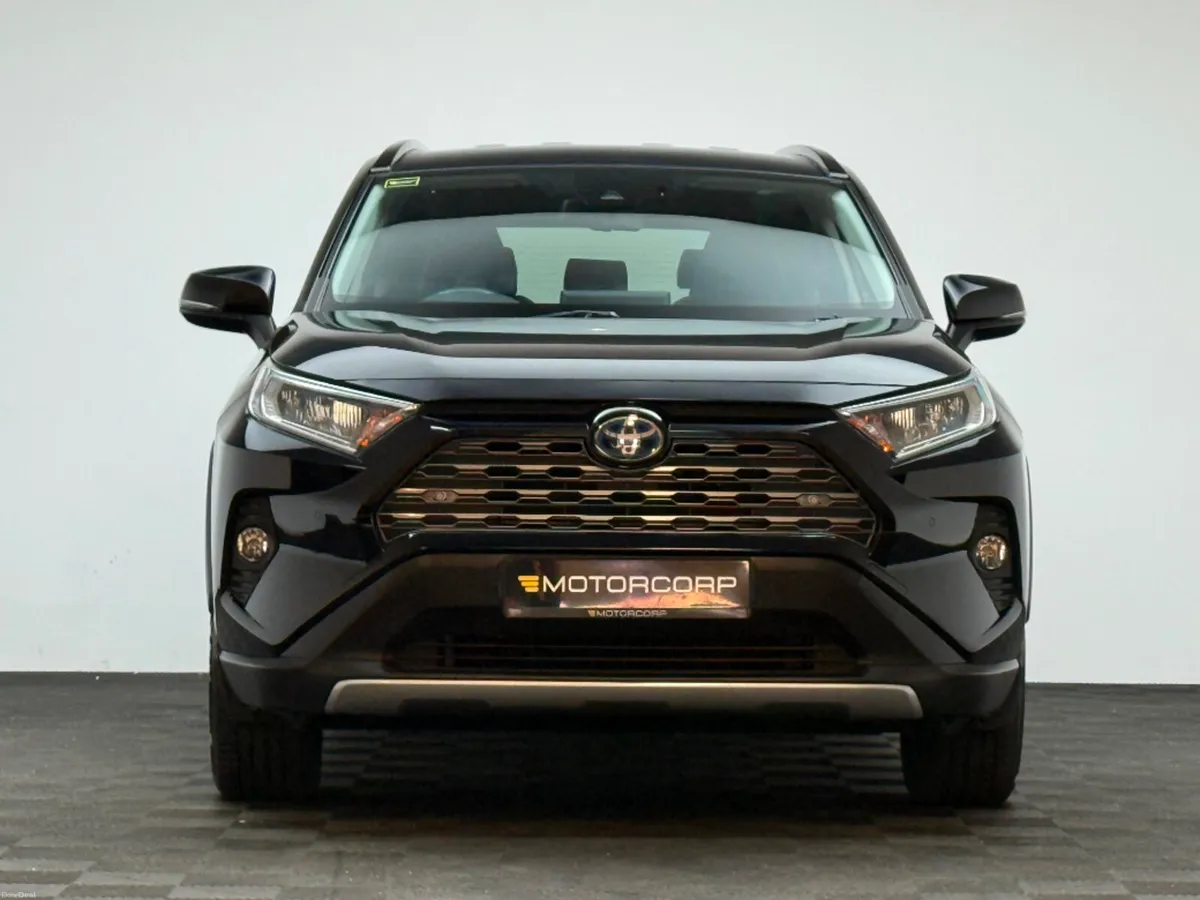 Toyota RAV4 SOL HYBRID 2WD AUTO - Image 2