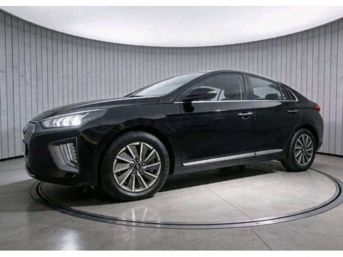 Hyundai IONIQ PREMIUM EV - Image 1