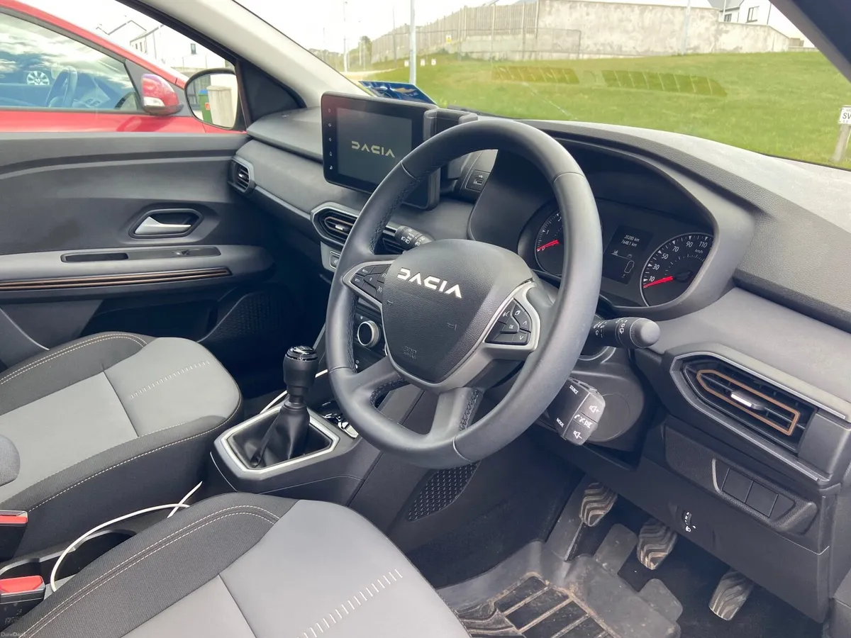 Dacia Sandero Stepway Extreme  2025 - Image 2