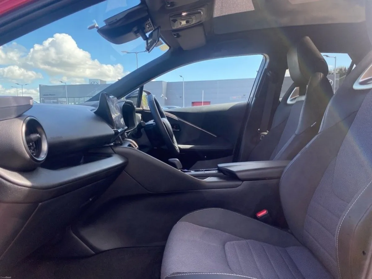 Toyota C-HR C-HR HYBRID SOL - Image 6