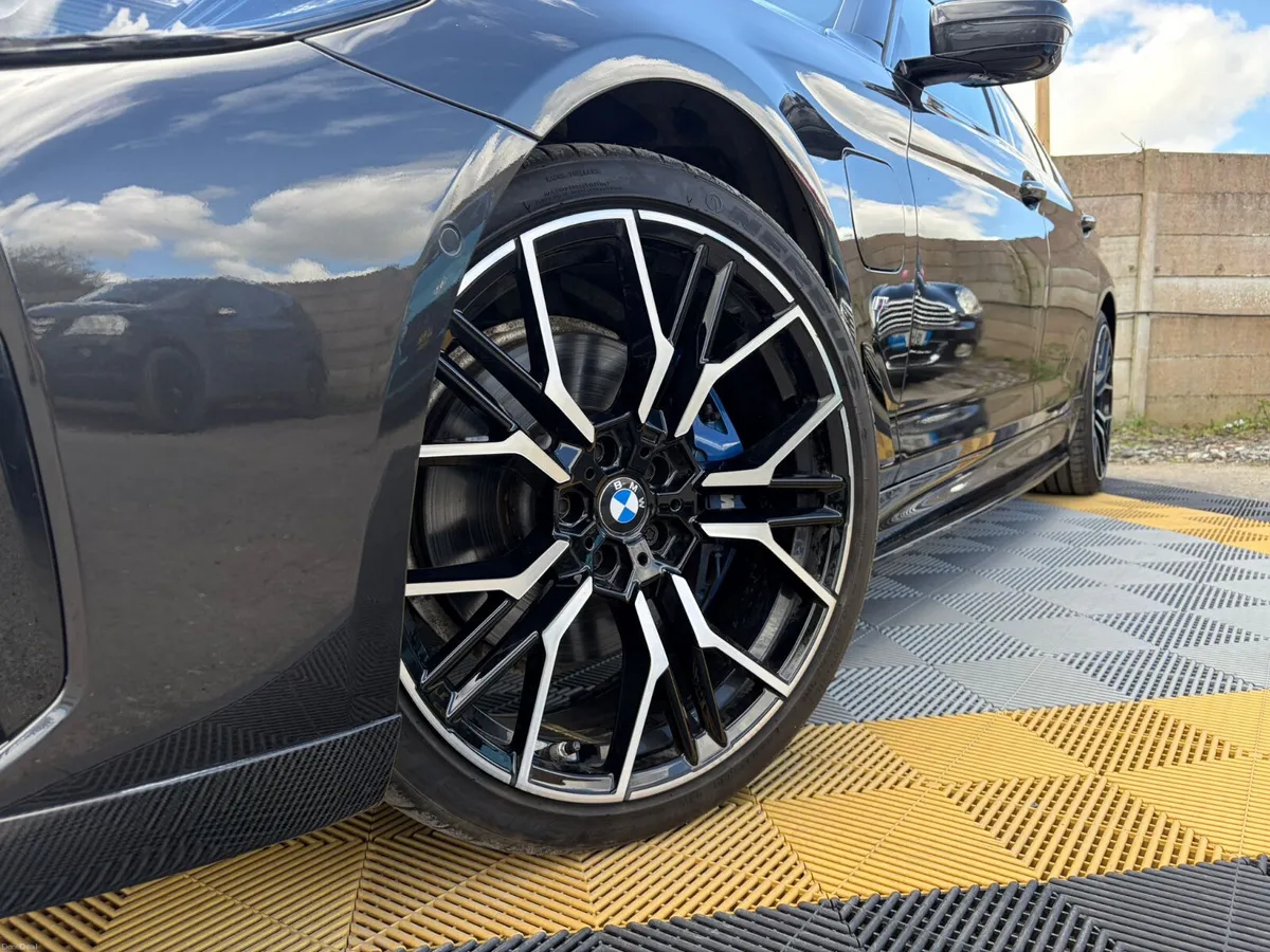 BMW 530E M-Sport Carbon Fibre M Performance Kit - Image 2