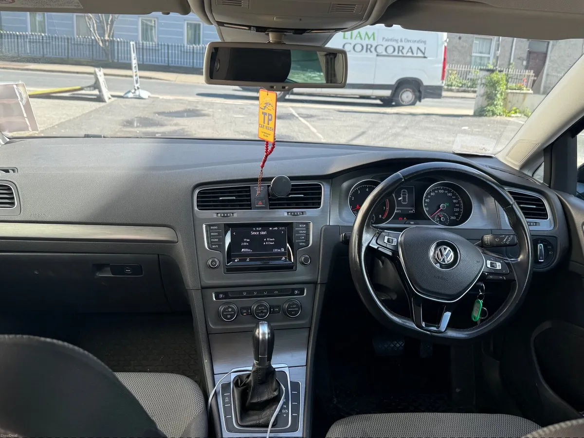 Volkswagen Golf 2013 - Image 2