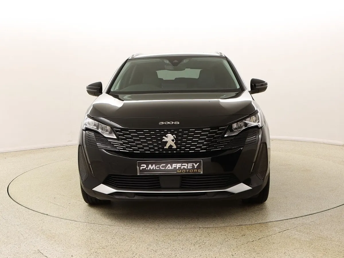 2023 Peugeot 3008 1.6 PHEV 225BHP ALLURE PREM AUTO - Image 2