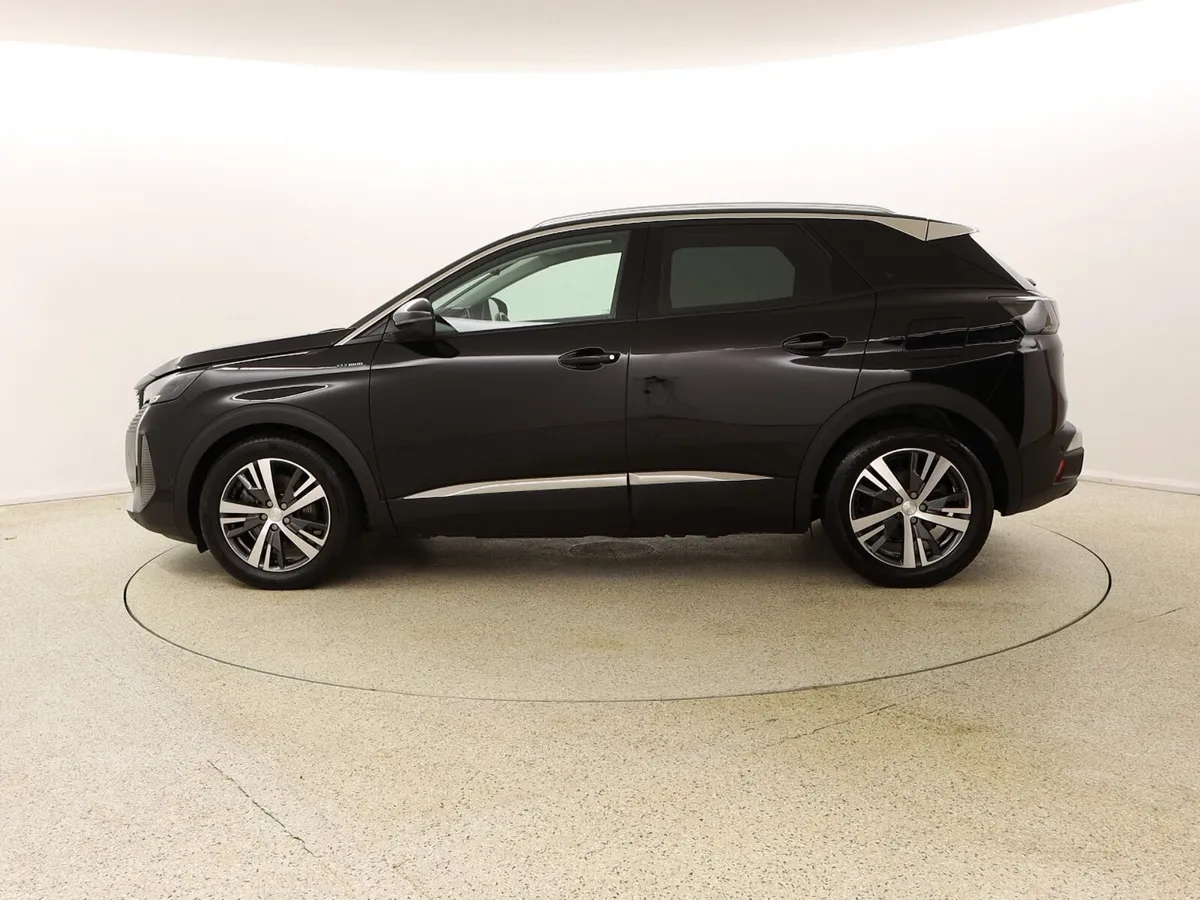 2023 Peugeot 3008 1.6 PHEV 225BHP ALLURE PREM AUTO - Image 4