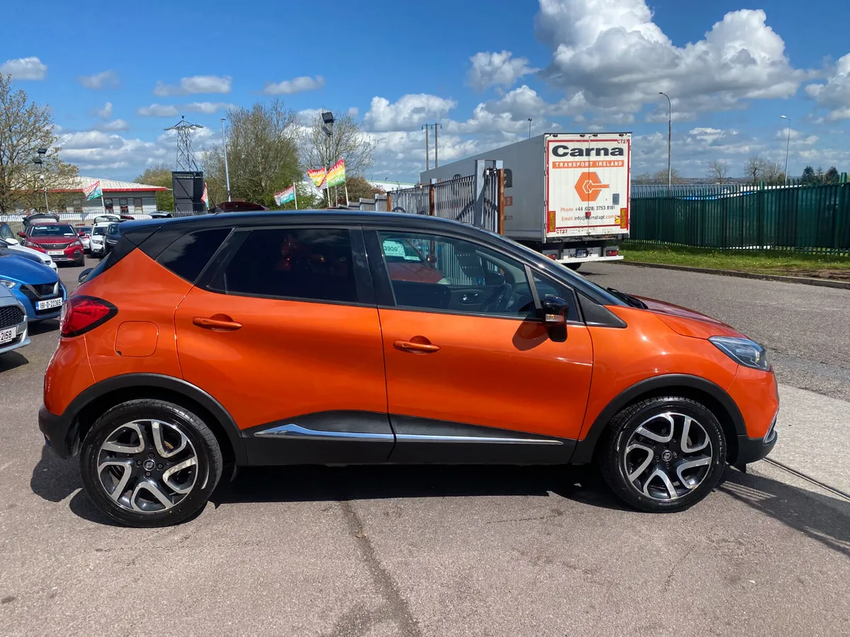 Renault Captur 2017 SAT NAV - Image 3