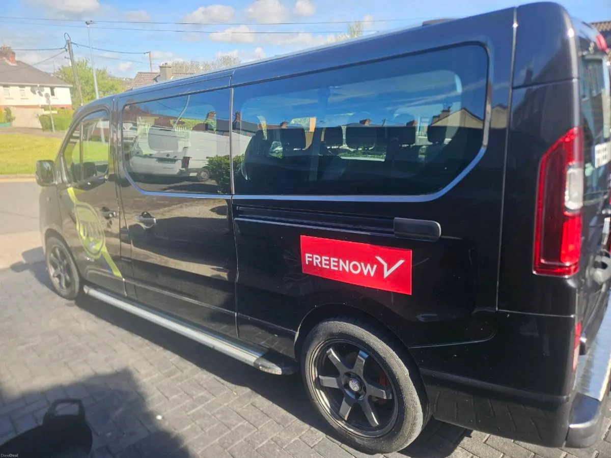 Renault trafic Wheelchair minibus172 forsale - Image 4