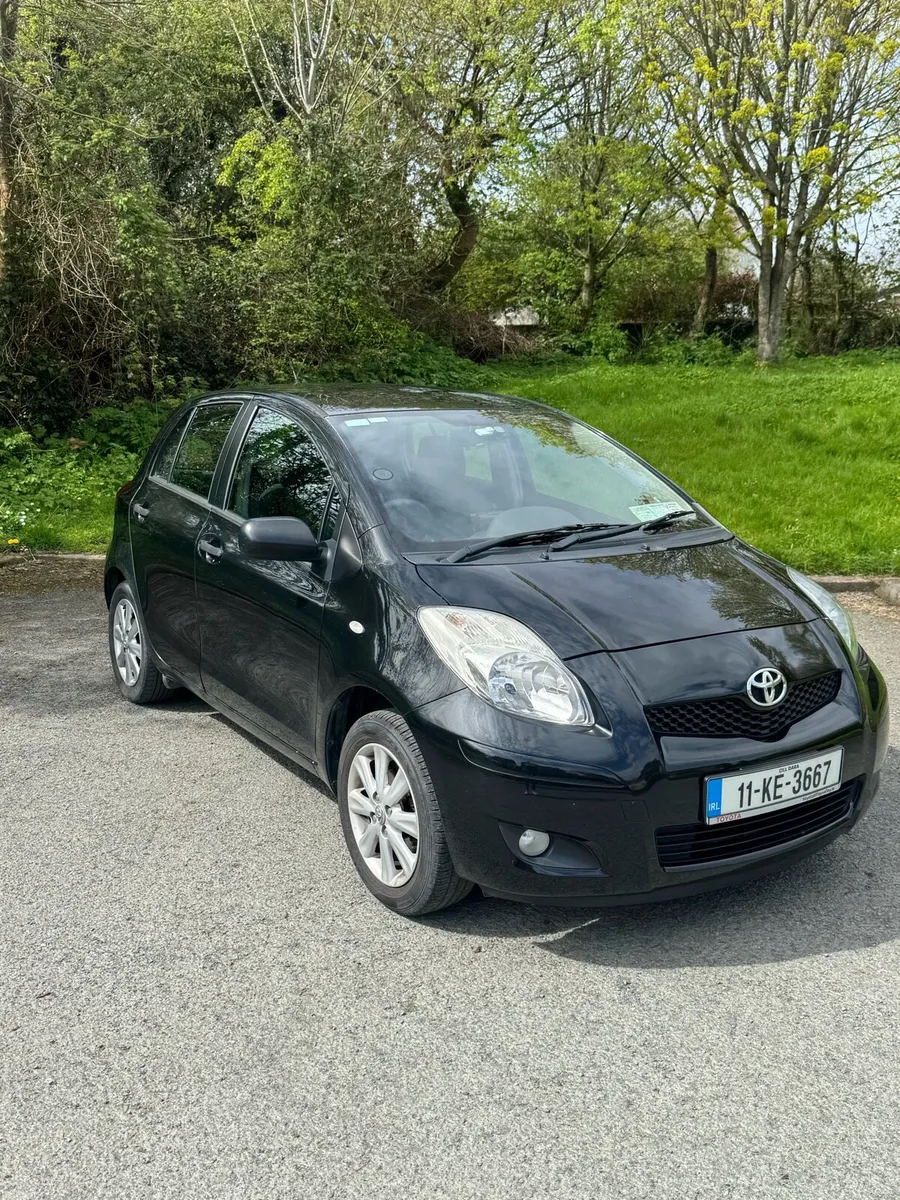 Toyota Yaris Sport 5dr-Low KM- Apple/Andr CarPlay - Image 1
