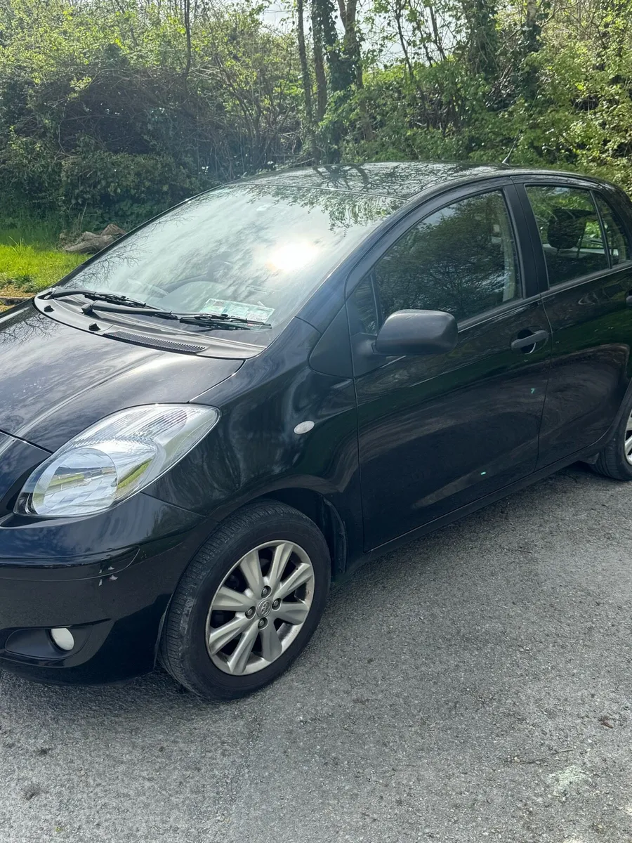 Toyota Yaris Sport 5dr-Low KM- Apple/Andr CarPlay - Image 3