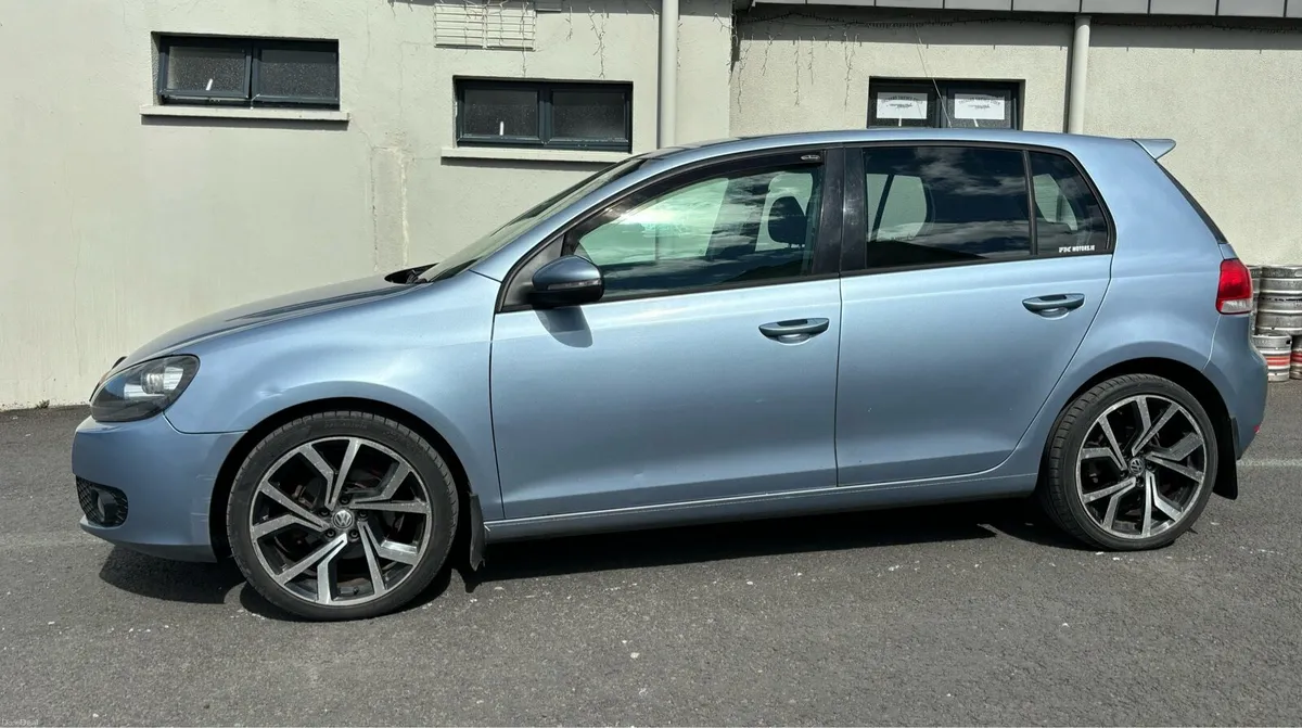 2011 Volkswagen Golf Nct October 2026 - Image 3