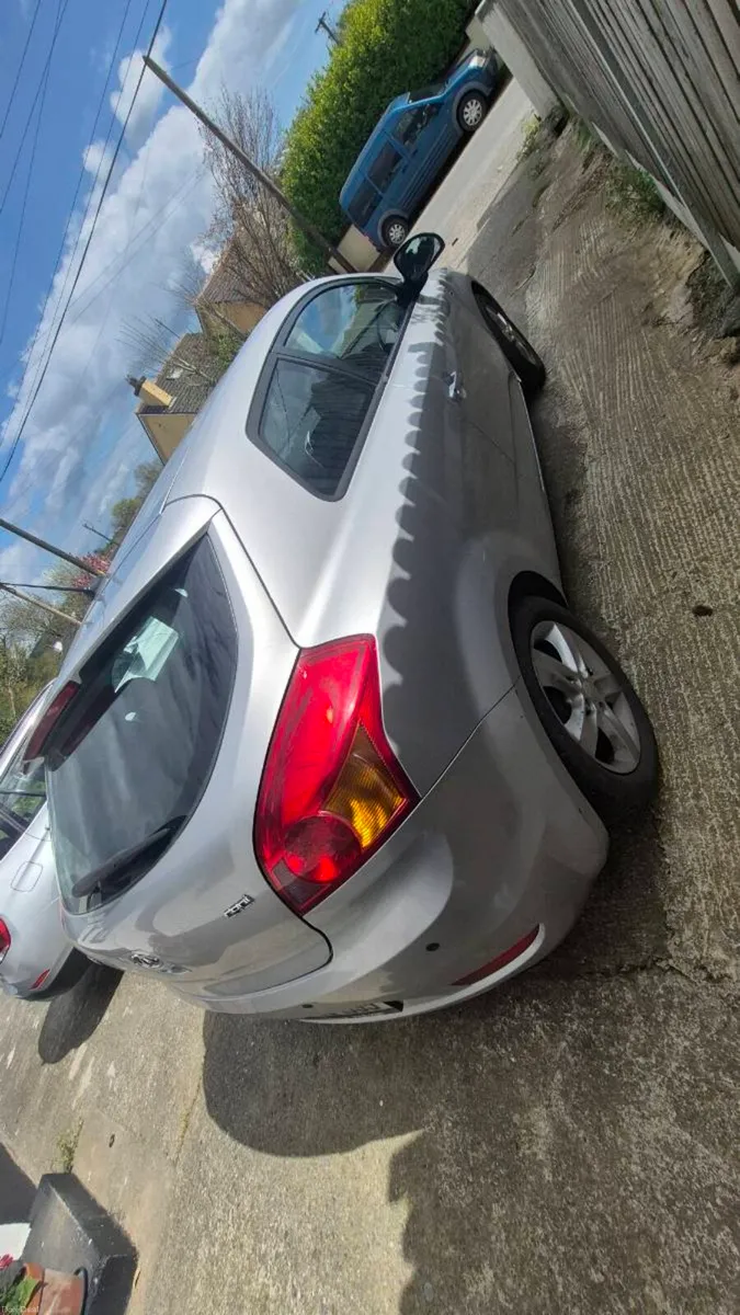 Kia ProCeed 2008 - Image 2