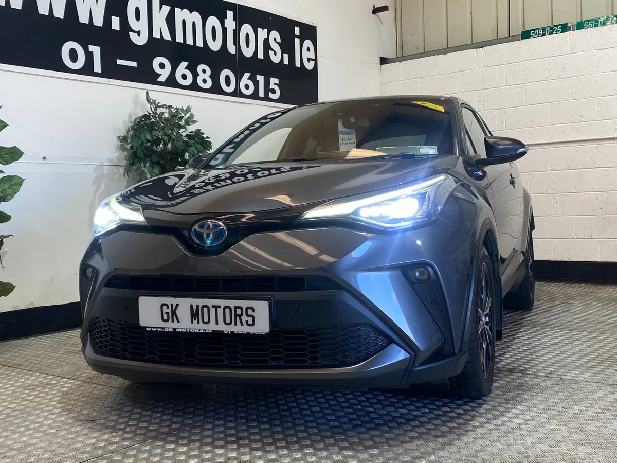 Toyota C-HR 2020//SOL//FINANCE AVAILABLE/// - Image 2
