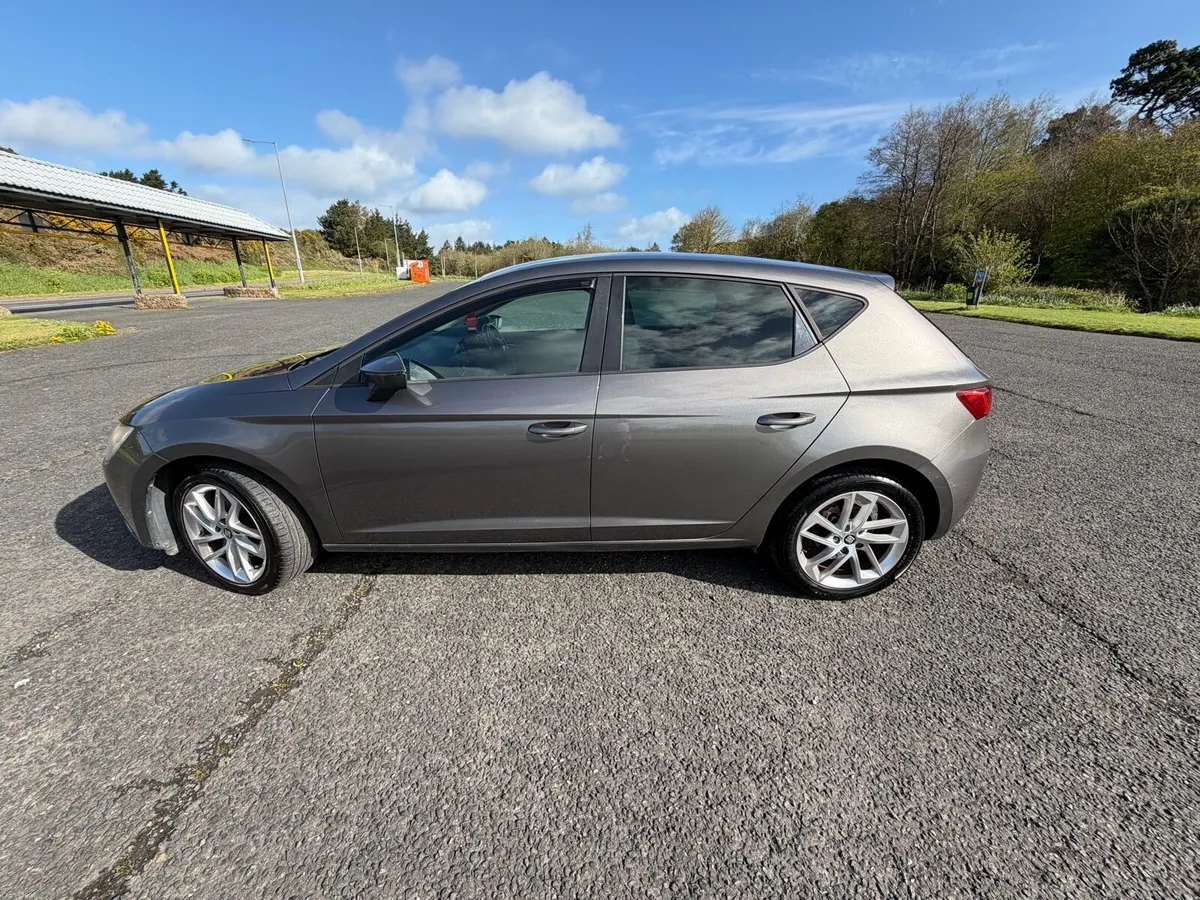 Seat Leon 1.6 SE Diesel - Image 2