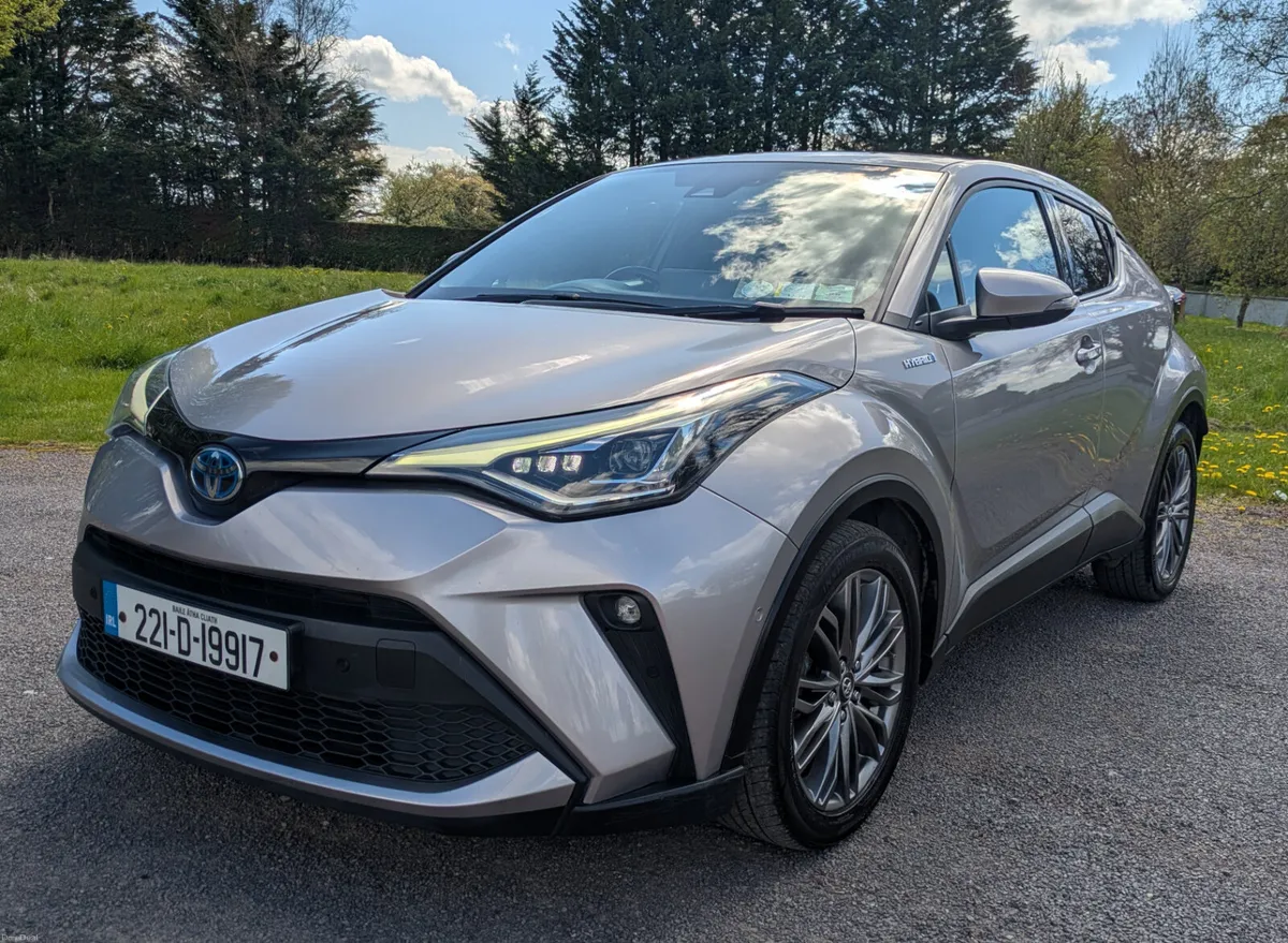 Toyota C-HR SOL /AUTO/  NEW NCT O3/28 - Image 3