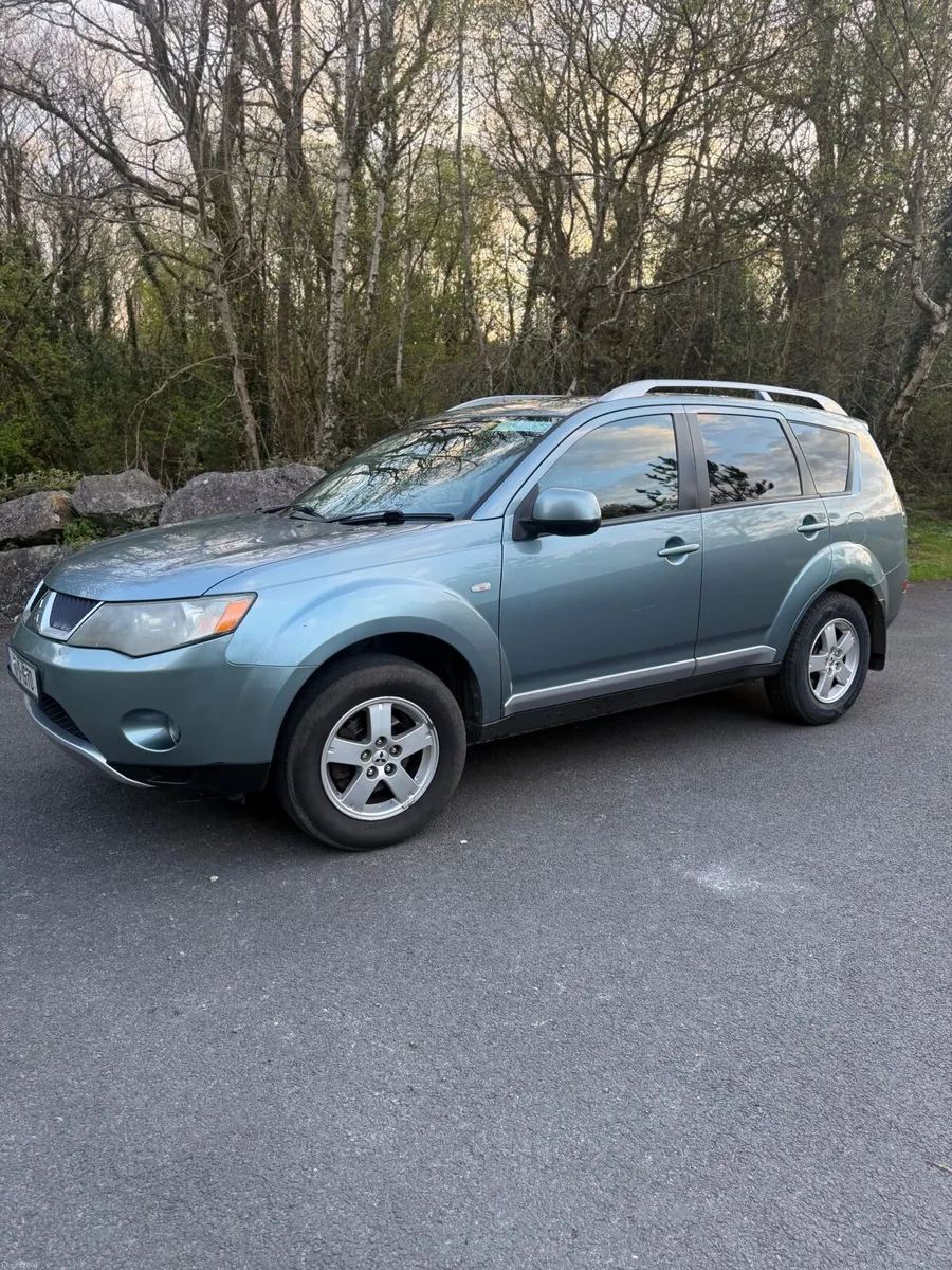 Mitsubishi Outlander 2010 - Image 2