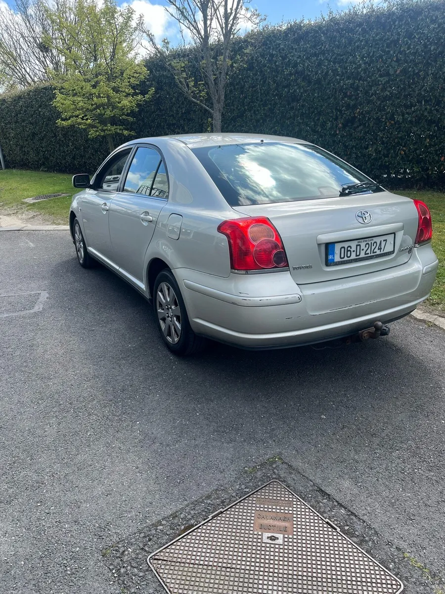 1.6 Petrol avensis - Image 4