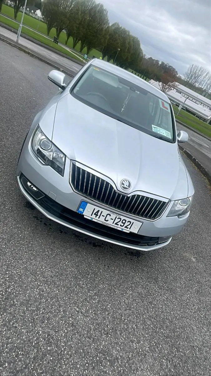 Skoda Superb - Image 2