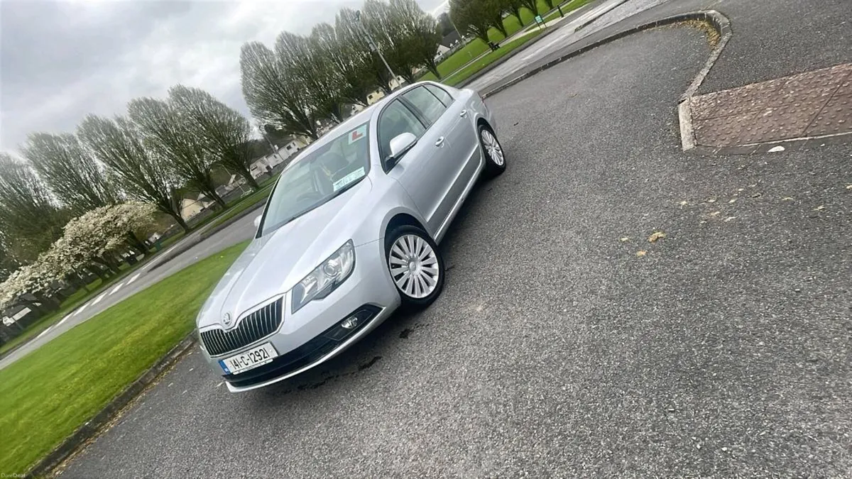 Skoda Superb - Image 1