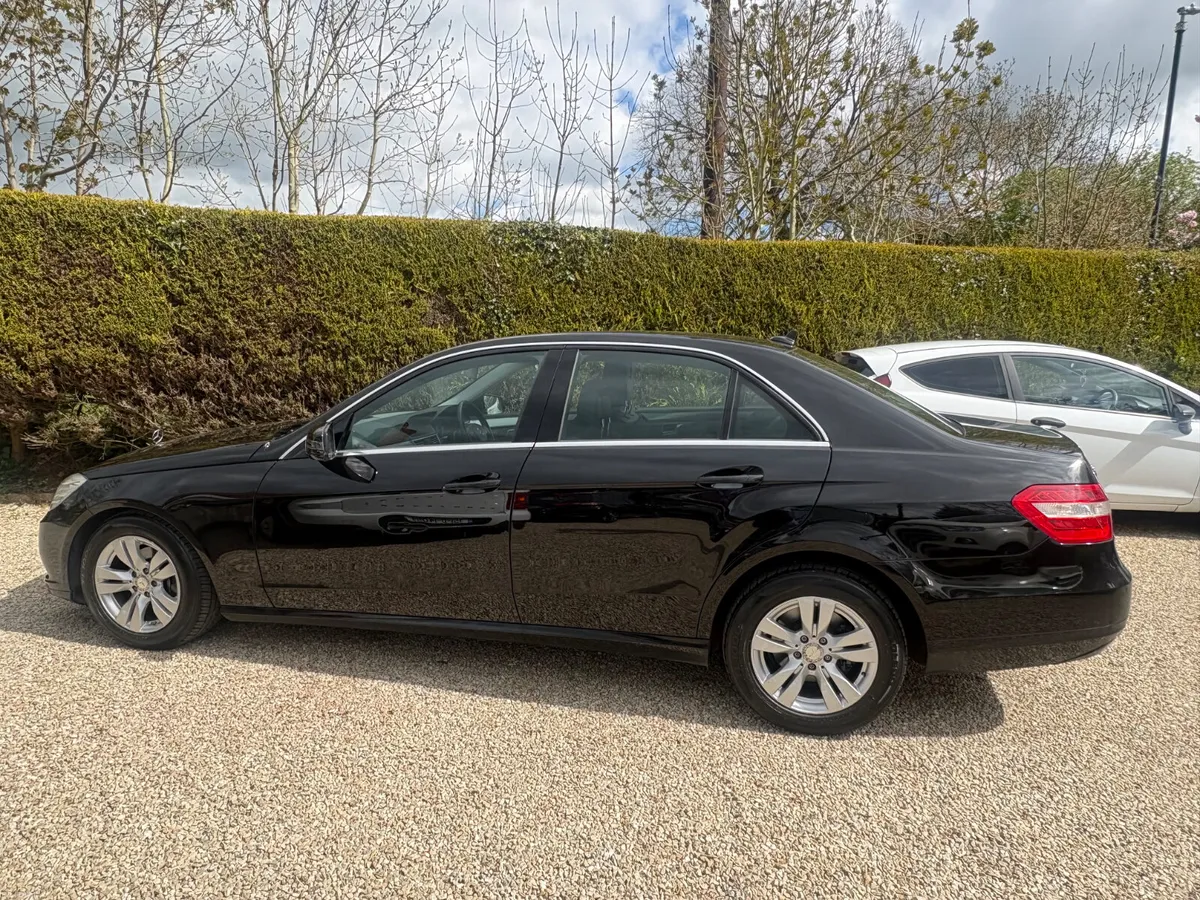 Mercedes-Benz E-Class 2013 220 Diesel Automatic - Image 2