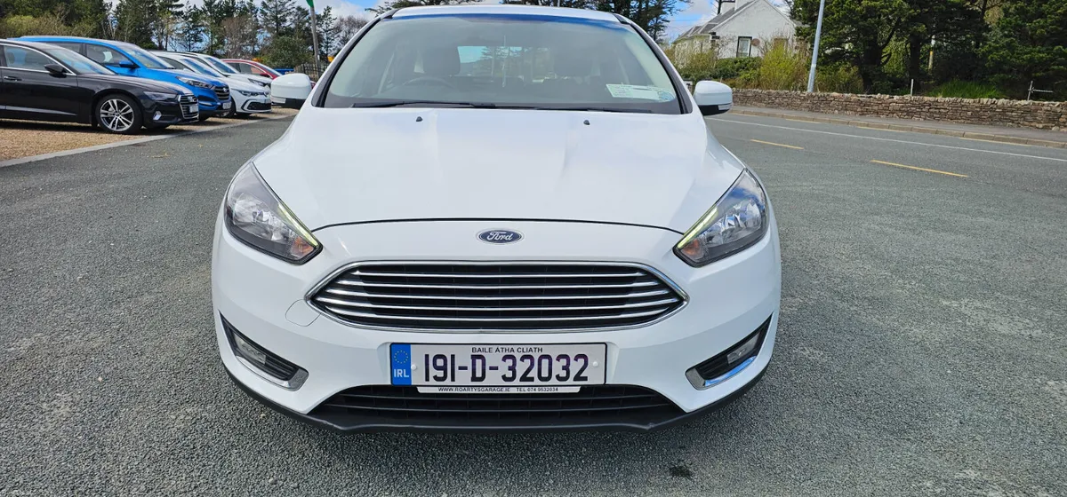 Ford Focus 1.0 Ecoboost Titanium 2019 - Image 2