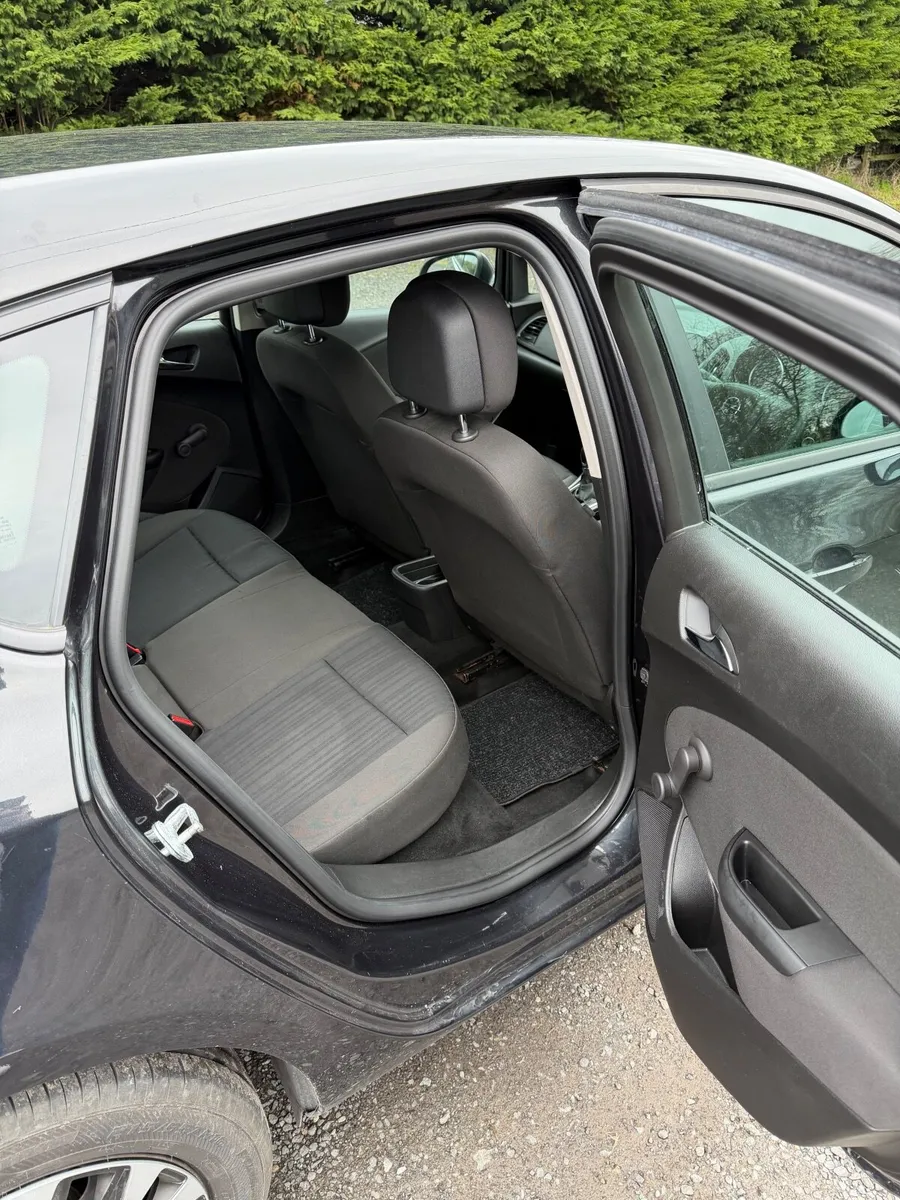Opel Astra 2015 - Image 3