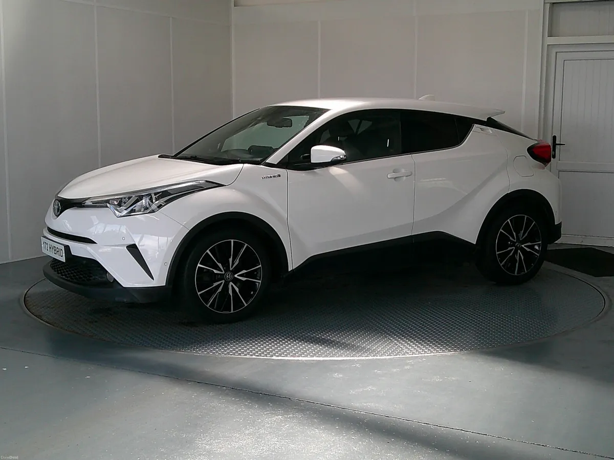 Toyota C-HR 2017 - Image 3