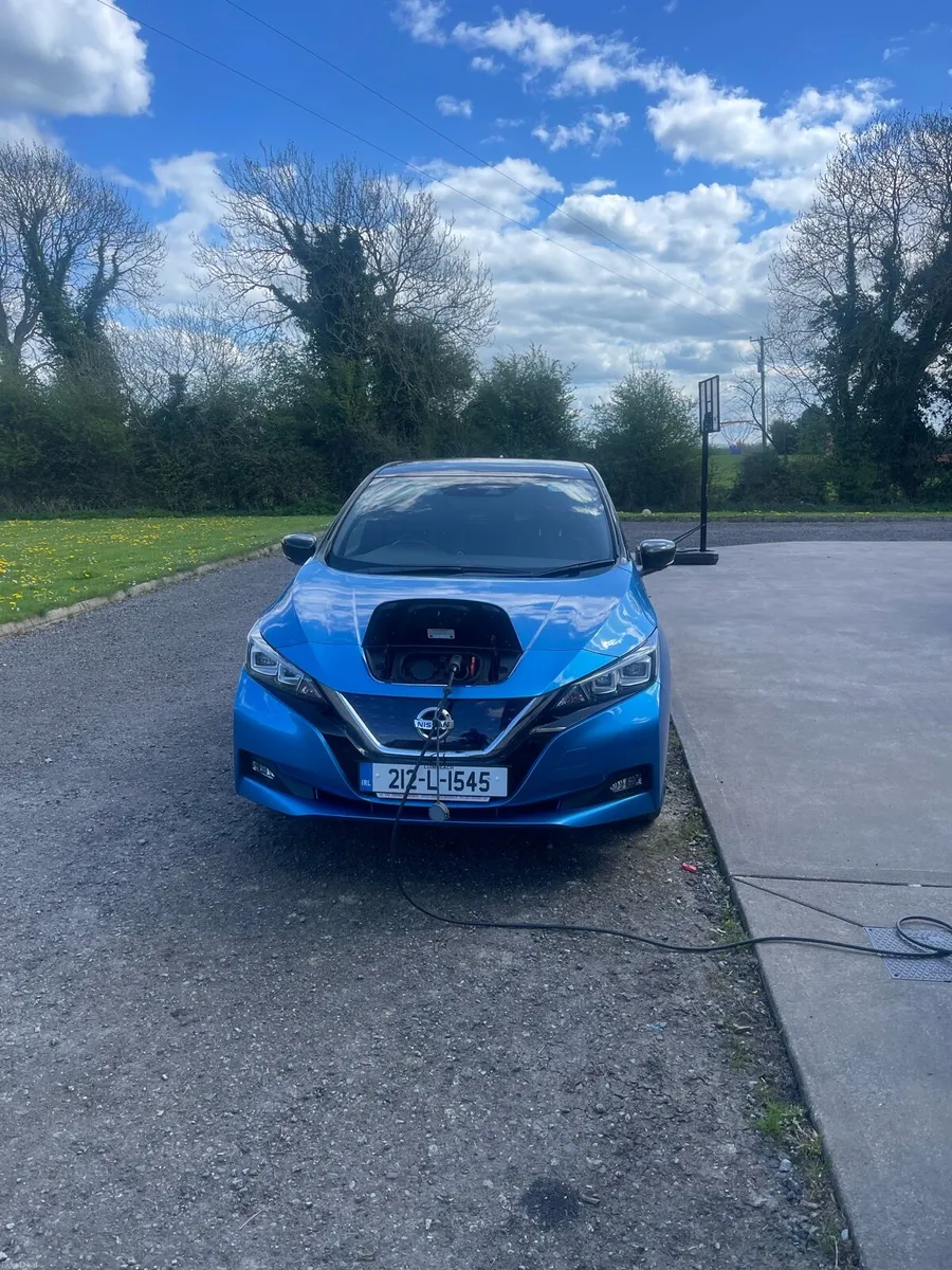 212 Nissan Leaf SVE 62kwh - Image 1