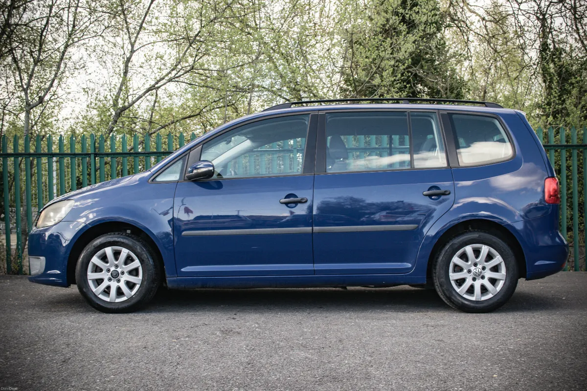 2011 Volkswagen Touran 1.6 TDI 7 SEATER - Image 5