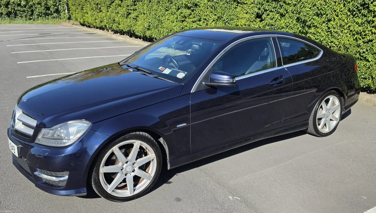 Mercedes-benz C-class C220 AMG Sport - Image 4