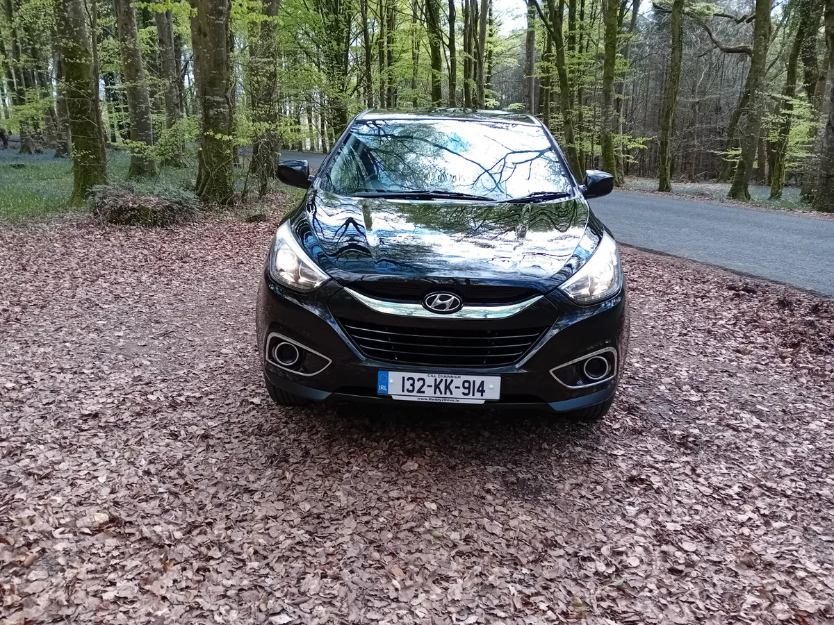 132 HYUNDAI iX 35  1.7 CRDI 6 SPEED SUV - Image 2