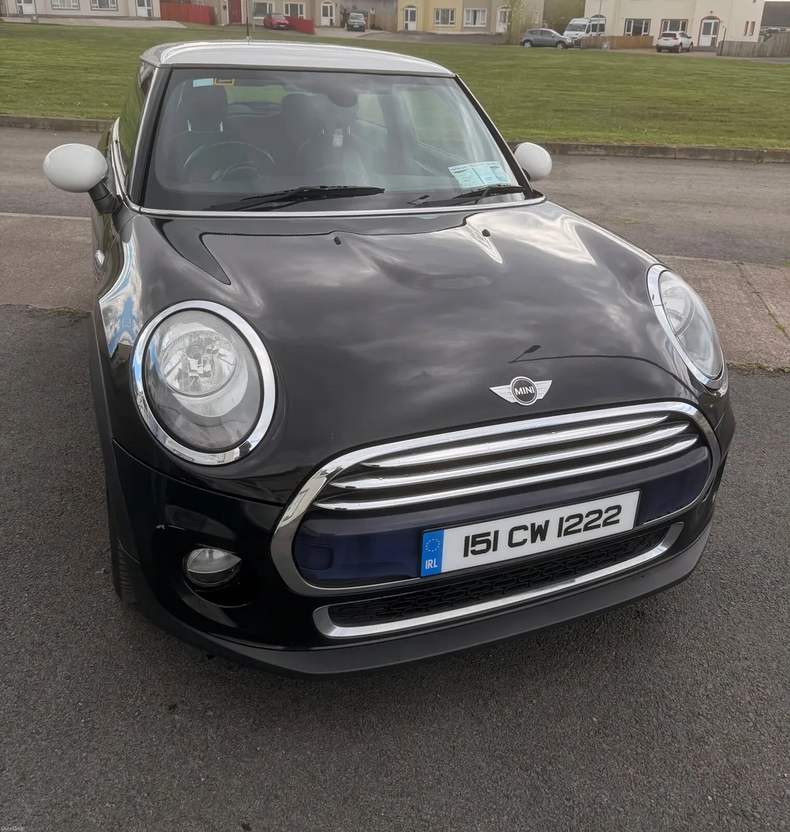 Mini Cooper 2015 *LOW MILEAGE* - Image 1