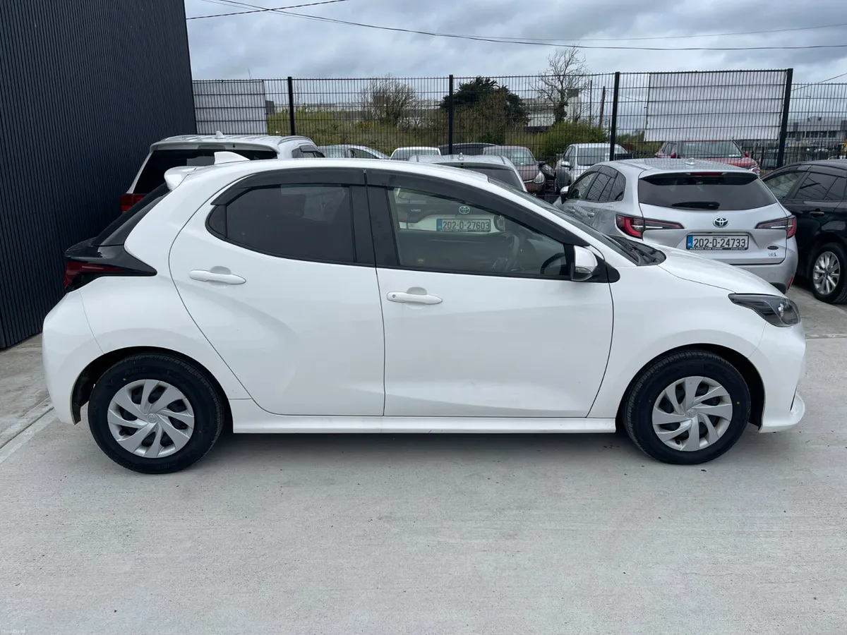 202 Toyota Yaris Hybrid 1.5 Automatic 5dr Model - Image 2