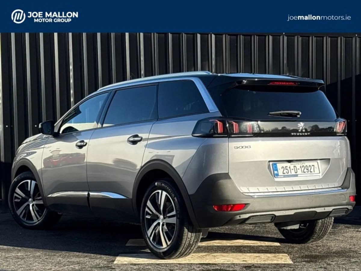 Peugeot 5008 1.5 BlueHDi 130bhp Allure Auto - Image 3