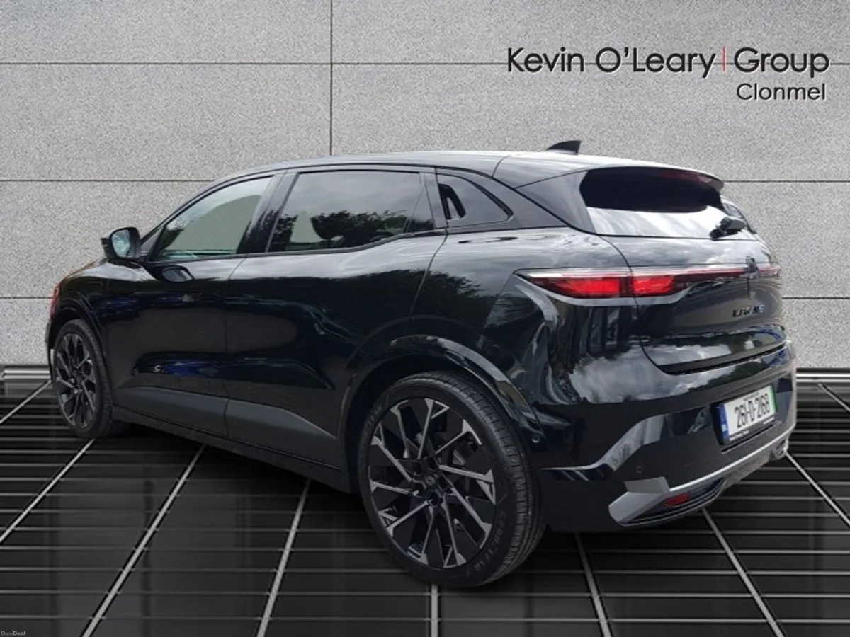 Renault Megane E-Tech iconic esprit Alpine EV60 22 - Image 3