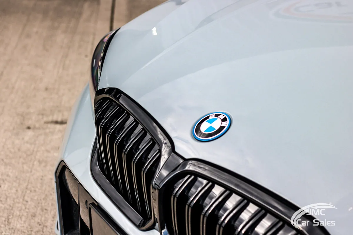 2023 BMW 330E M-SPORT MPERFORMANCE - Image 3