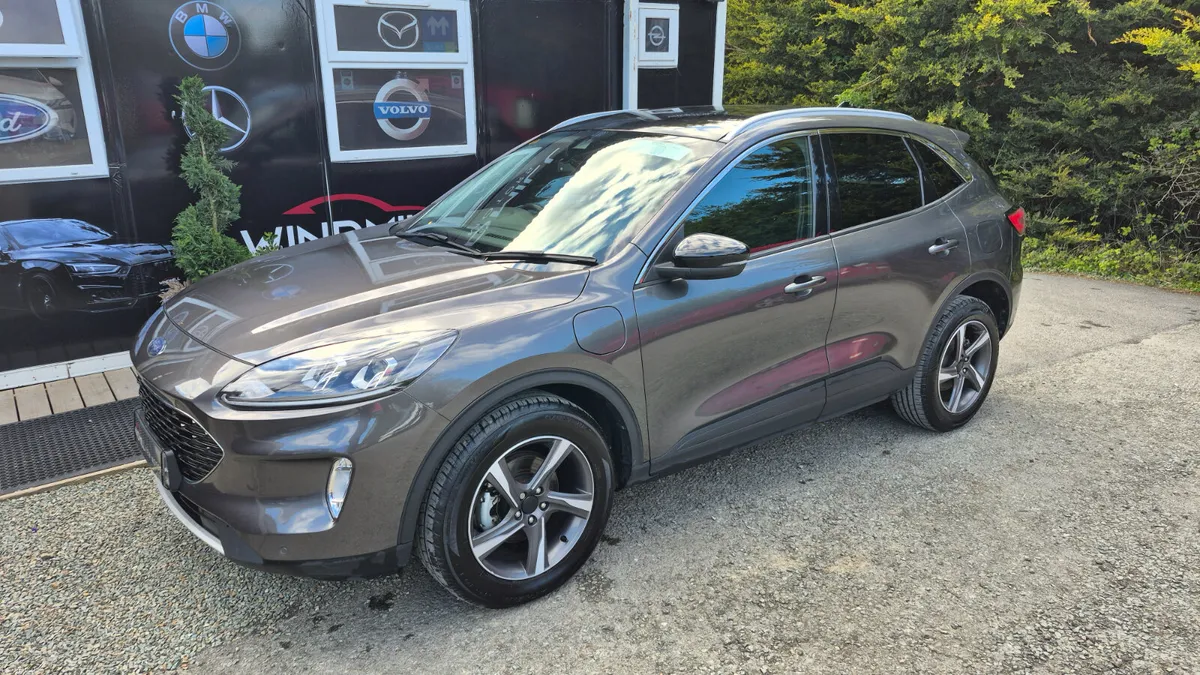 Ford Kuga Titanium 2.5 PHEV - Image 4