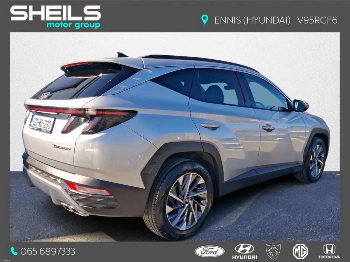Hyundai Tucson 2WD Executive Plus - Image 2