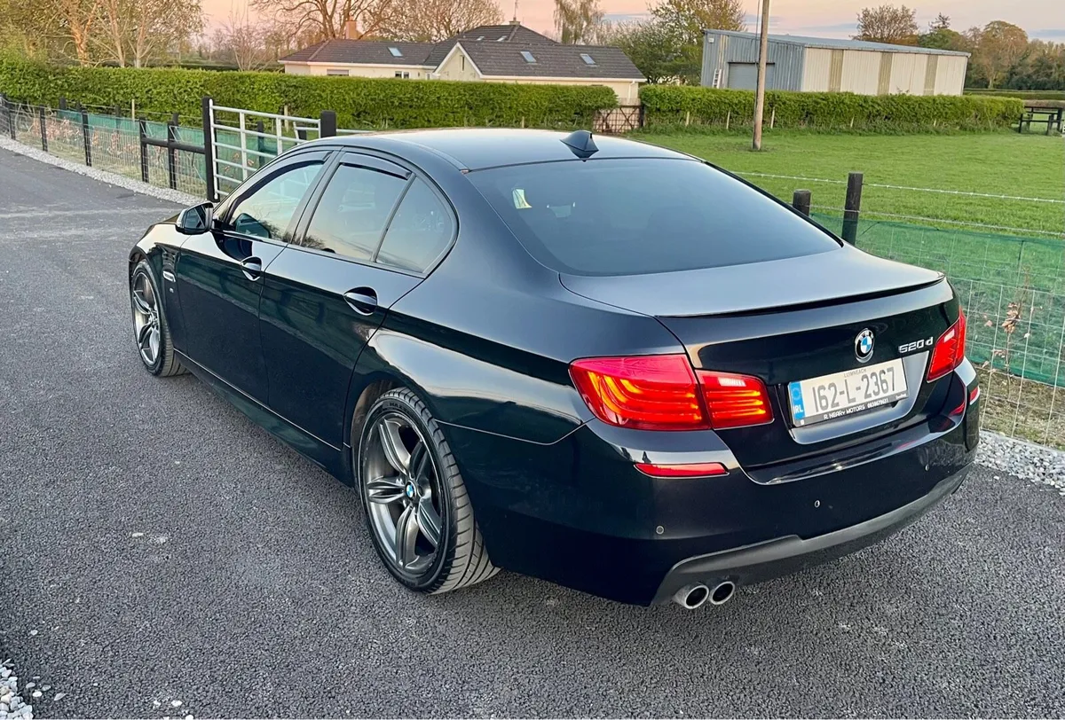 2016 BMW 520d M-Sport Automatic - Image 4
