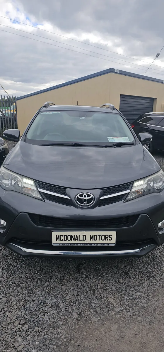 Toyota RAV4 2015 - Image 1