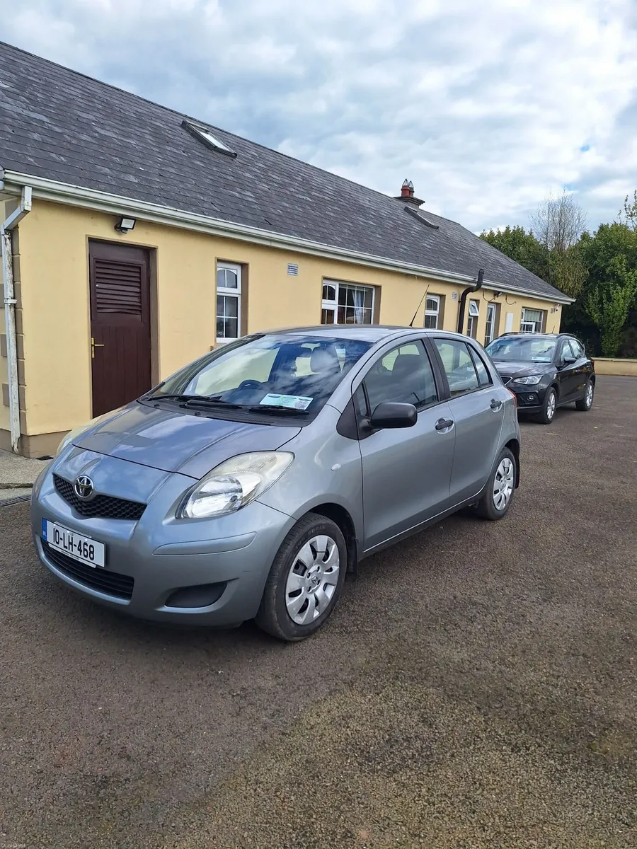 Toyota Yaris 2010 - Image 3