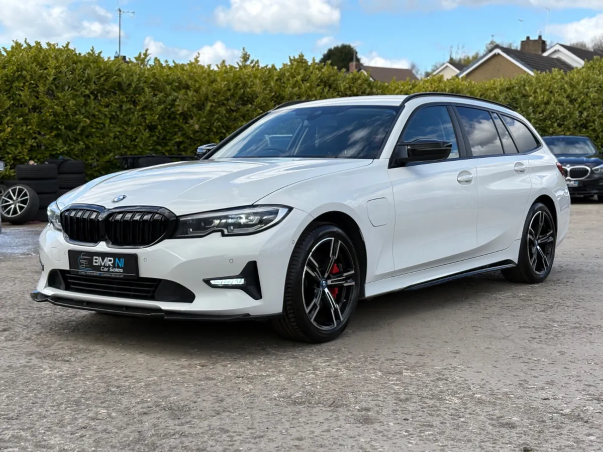 2021 BMW ESTATE 330 AUTO HYBRID - Image 3
