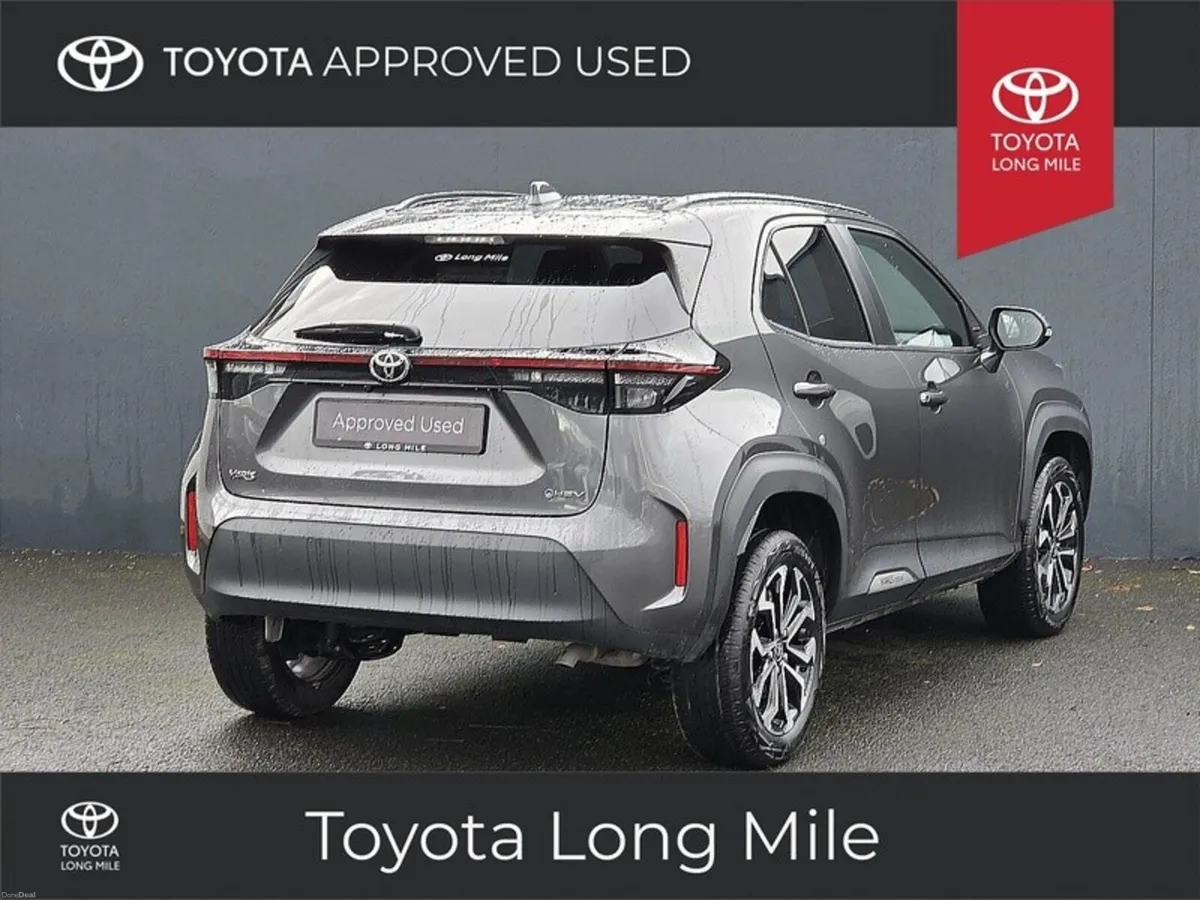 Toyota Yaris Cross 1.5 Hybrid Luna Sport 5dr *Iris - Image 2