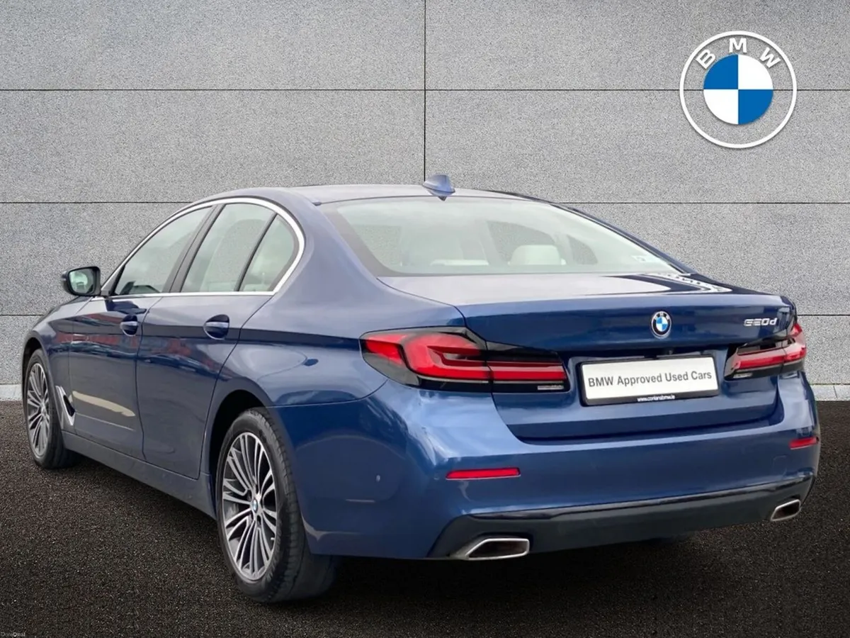 BMW 5-Series 520d SE Saloon - Image 3